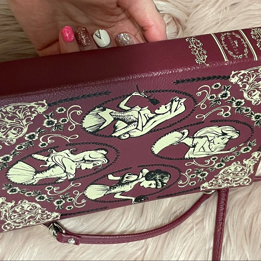 STUNNING Disney Purse - collector bag, brand new! ✨👑